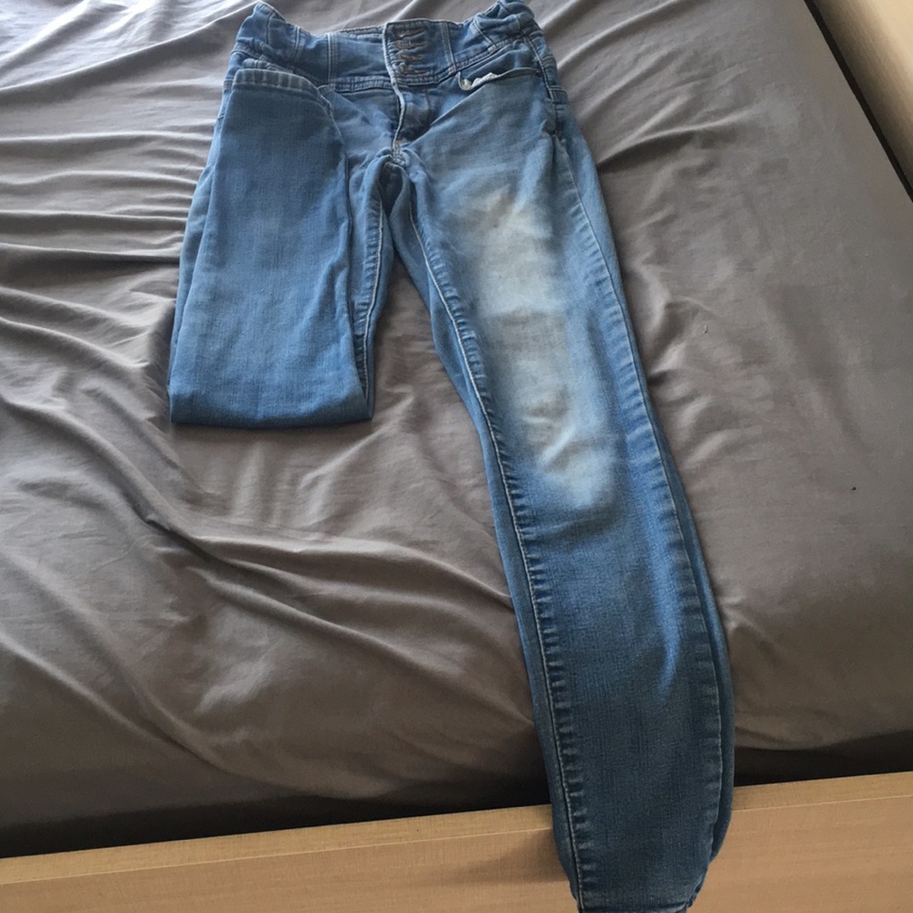 Skinny jeans
